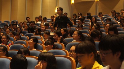 九球直播官网新生入学教育系列讲座