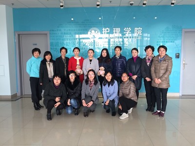 九球直播官网召开对口帮扶教师课堂教学公开课试讲交流会